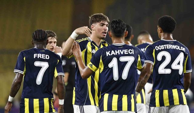 Fenerbahçe, UEFA’ya listesini bildirdi