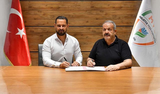 Yeşilyurtspor imzaları üst üste attırdı