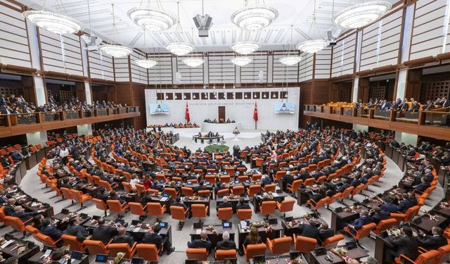 Son dakika: 4 kanun teklifi kabul edildi!