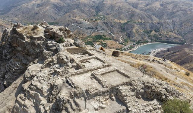 Elazığ'da 3 bin yıllık tarihi kalede Osmanlı’ya ait karakol ortaya çıktı