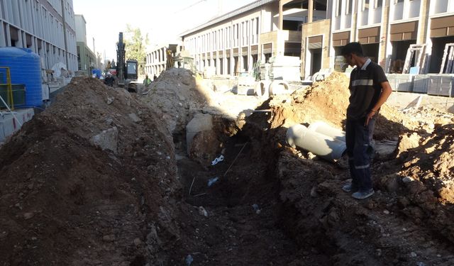 Malatya’da göçük altında kalan genç işçi hayatını kaybetti!