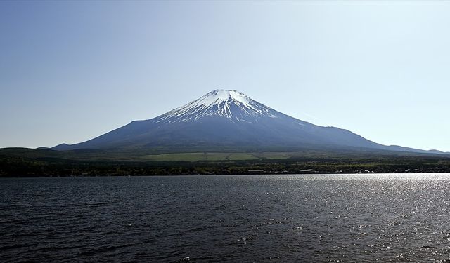 Japonya'da 102 yaşındaki dağcı, Fuji Dağı'nın zirvesine tırmanan en yaşlı kişi oldu