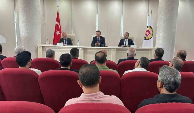 Bakan Bayraktar: "Adıyaman üretim, enerji ve tarımda öncü şehir olacak"