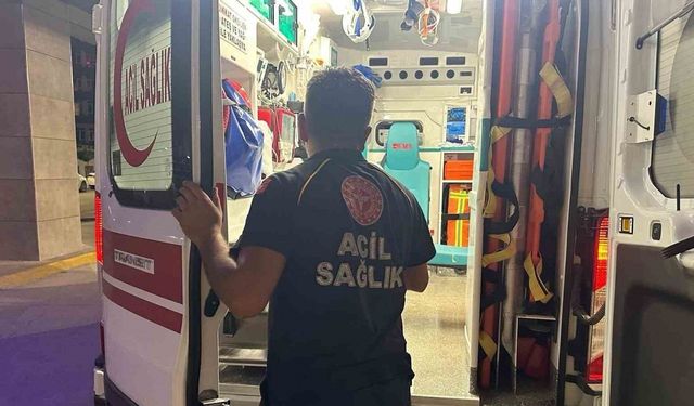 Evde baygın bulunan kız çocuğu yaşam mücadelesi veriyor