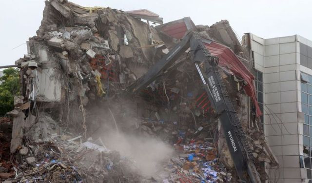 Malatya’da korsan yıkımda zarar 7 milyon 879 bin lira!