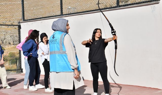 Gençler Beydağı’nda Unutulmaz Kamp Deneyimi Yaşadı