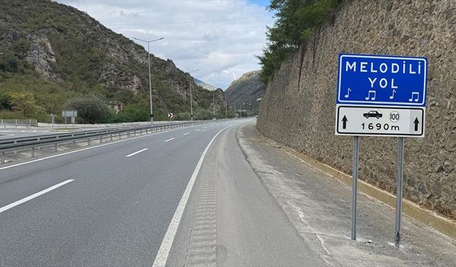 Türkiye'nin üçüncü melodili yolu Trabzon'dan!