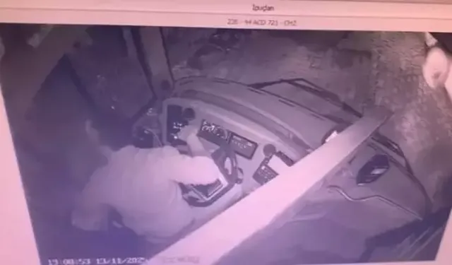 MOTAŞ Otobüsüne Silahlı Saldırı: Şoför Son Anda Kurşundan Kurtuldu