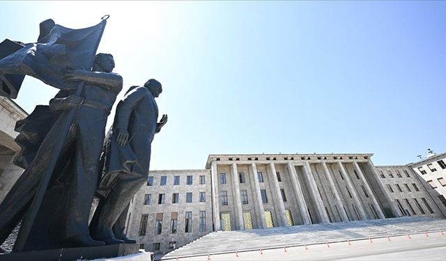 TBMM'nin ziyaretçi sayısı son 13 ayda 405 bine yaklaştı
