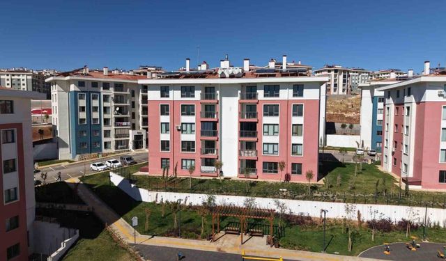 Adıyaman'da Tarihi Teslim: 350.000'inci Afet Konutunun Anahtarı Sahibini Buluyor