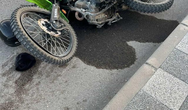 Elazığ’da hafif ticari araç ile motosiklet çarpıştı: 1 yaralı
