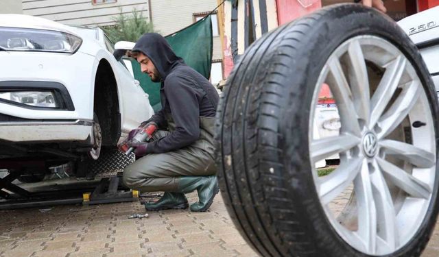 Elazığ’da kış lastiği için son gün yoğunluğu