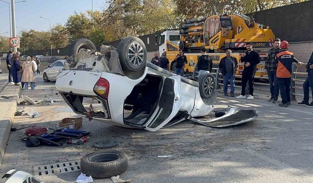 Elazığ’da Korkunç Kaza: Otomobil Karşı Şeride Geçip Ters Döndü!