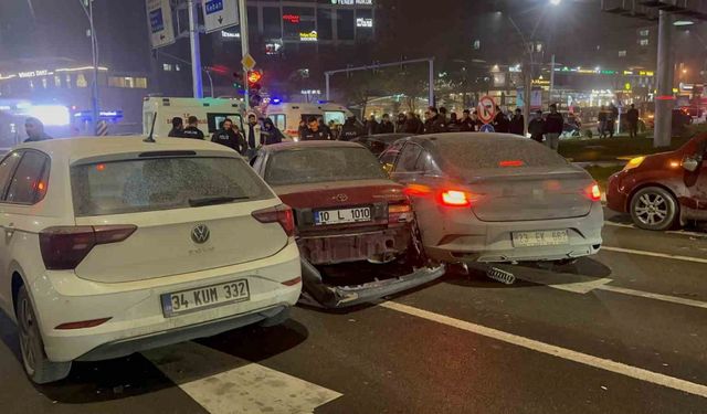 Elazığ’da zincirleme trafik kazası: 2 yaralı