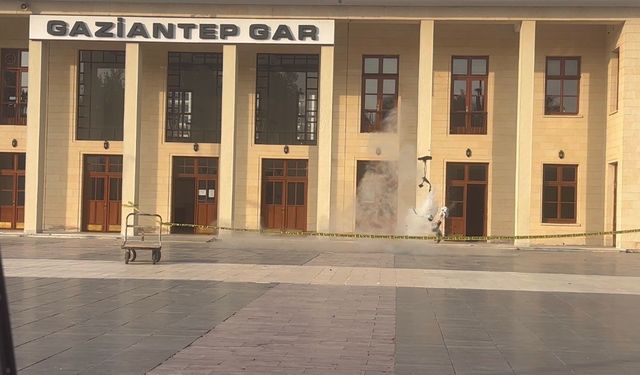 Gaziantep'te Gar istasyonunda şüpheli çanta paniği