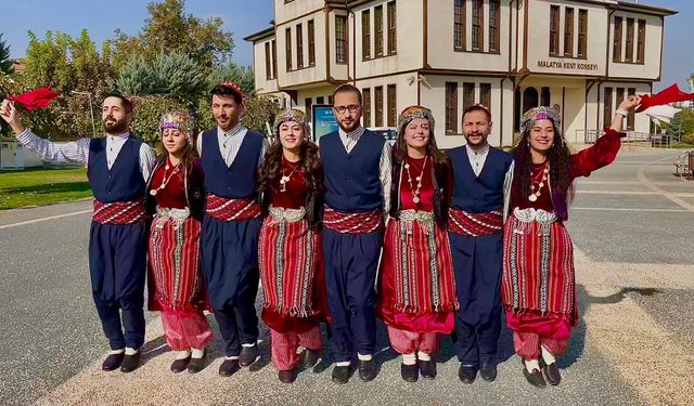 Malatya’nın halayları ve yöresel kıyafetleri