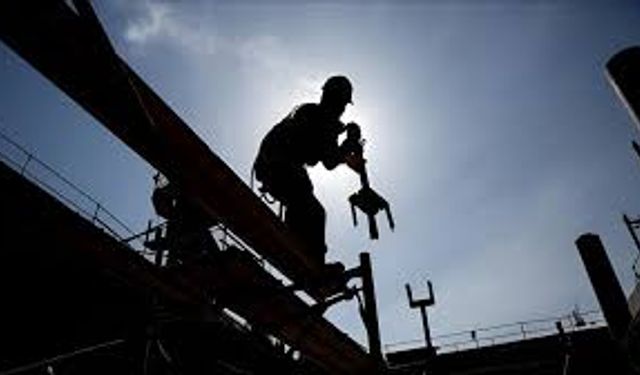 Ücretli Çalışan Sayısı 16 Milyonu Aştı: Hangi Sektörler Büyüyor?