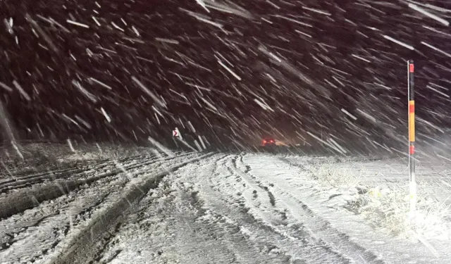 Son Dakika! Malatya–Sivas Kara Yolu Kar Nedeniyle Kapanmıştı, Şimdi Kontrollü Açıldı