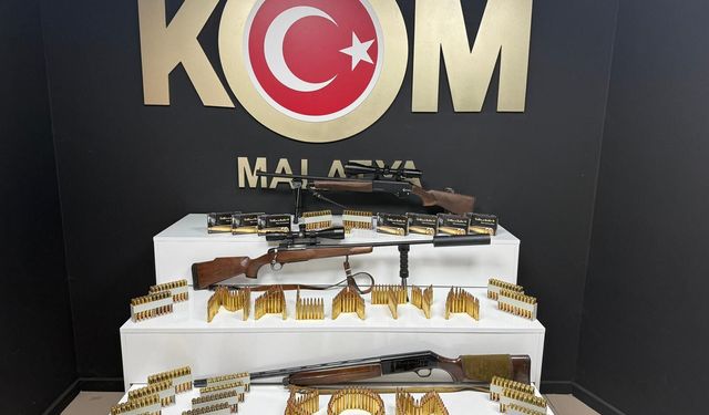 Ruhsatsız Silahlar Malatya’da Ele Geçirildi, 2 Kişi Gözaltında