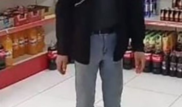 Hafif ticari aracın çarptığı yaya hayatını kaybetti