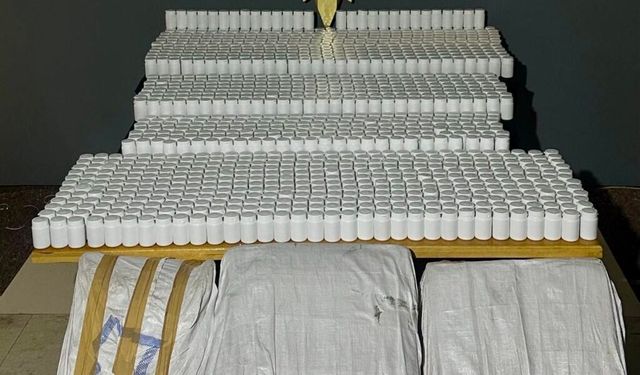 Malatya’da Zehir Tacirlerine Darbe: 75 Bin Sentetik Hap Ele Geçirildi