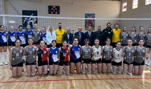 Malatya Derbisinde Gülen Taraf Nicer Hotel Voleybol Oldu
