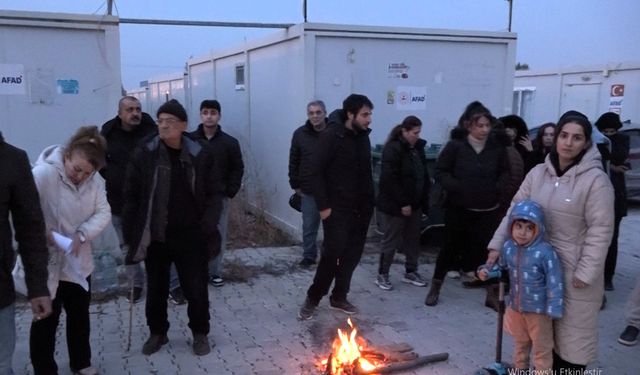 Malatya'da konteynerlerin tahliye süresi doldu! Kış günü elektrikler kesildi