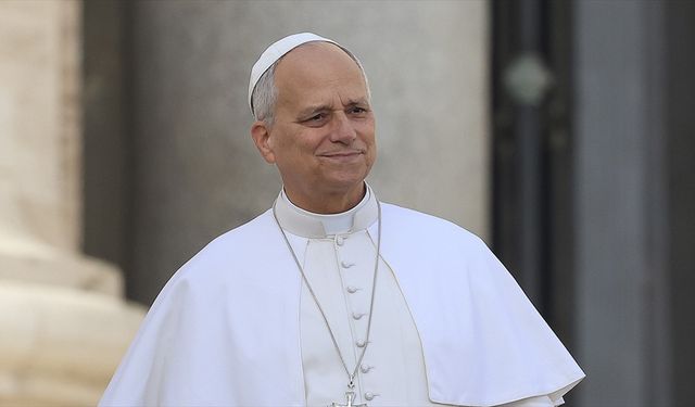 Papa'dan İran ve Suriye için diyalog, Ukrayna için barış çabalarının artırılması çağrısı