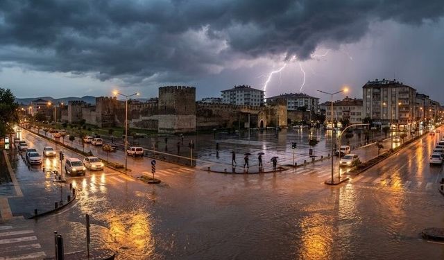 Malatya İçin Acil Uyarı! Kuvvetli Yağış, Dolu ve Fırtına Geliyor