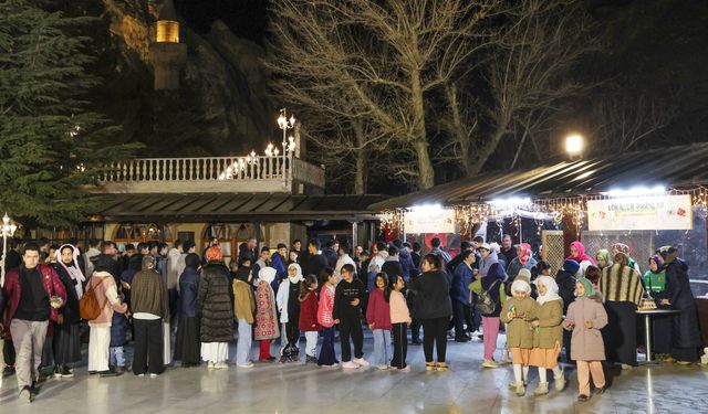Darende'deki Somuncu Baba Külliyesi'nde Ramazan coşkusu