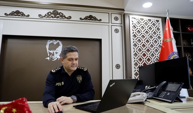 Malatya İl Emniyet Müdürü Ay, AA'nın 'Yılın Kareleri' oylamasına katıldı