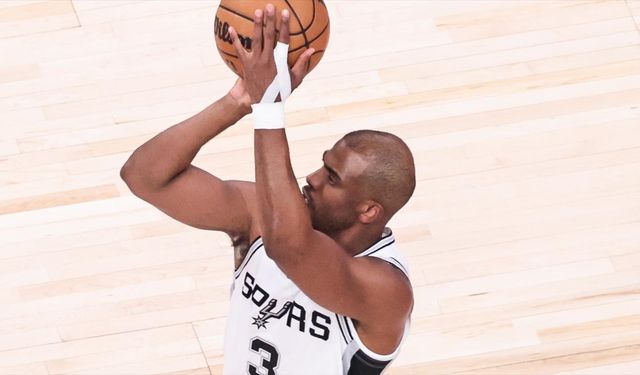 NBA efsanelerinden Chris Paul, 40 yaşında emekliliğini açıkladı