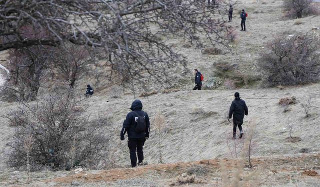 AFAD Açıkladı: Elazığ’da Kayıp İbrahim Kaya İçin 70 Kilometrelik Alan Taranıyor