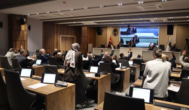 Yeşilyurt Belediyesi'nden 18-35 Yaş Aralığındakilere İş Fırsatı! Meclisten Onay Çıktı