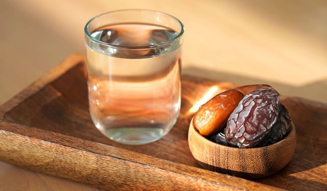 İftar duası Türkçe okunuşu ve anlamı: Oruç açarken hangi dua okunur?