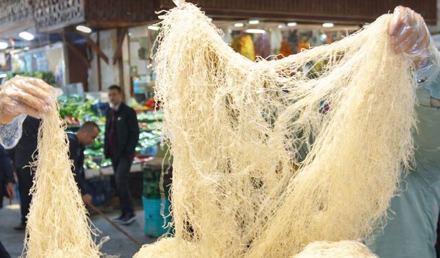 Ramazan’ın Vazgeçilmezi Tatlı: Malatya’da Tel Kadayıfa Yoğun İlgi