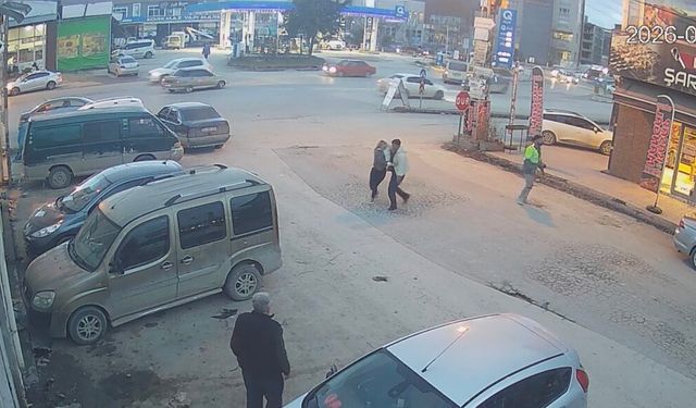 Malatya'da Eşini Sokak Ortasında Silahla Darp Eden Adam Cezaevine Gönderildi