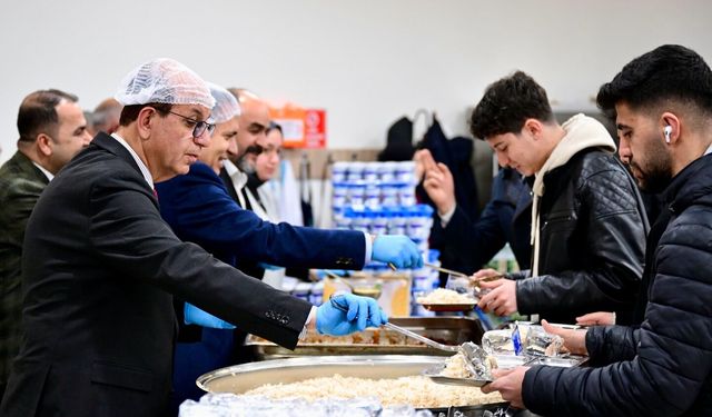 Başkan Geçit Öğrencilerle İftarda Buluştu