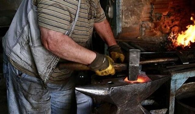 Adıyamanlı Demirci Ustasının Zamana Meydan Okuyan Hikayesi