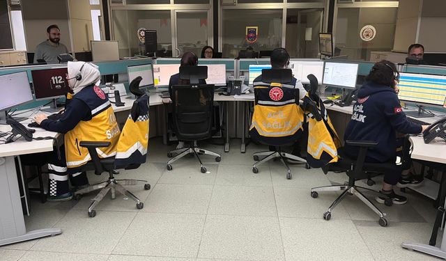 Asrın Felaketinde Hayat Hattı Oldular: Malatya 112 Acil Çağrı Merkezi’nin Kritik Rolü