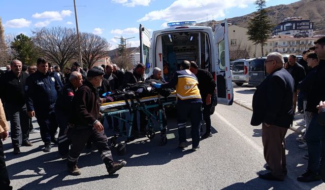 Malatya'da karşıdan Karşıya Geçerken Otomobil Çarptı: Acı Son