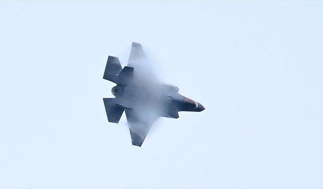 ABD'ye ait F-35 uçağı, İran Semalarında Hasar Alarak Acil İniş Yaptı!