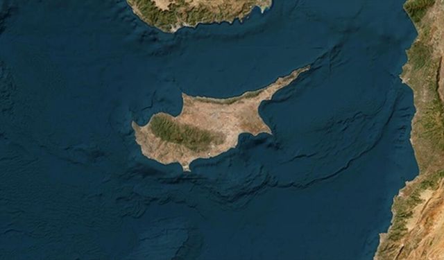 İngiliz Üssüne İHA Düştü, Rum Halkı Sığınaklara Koştu