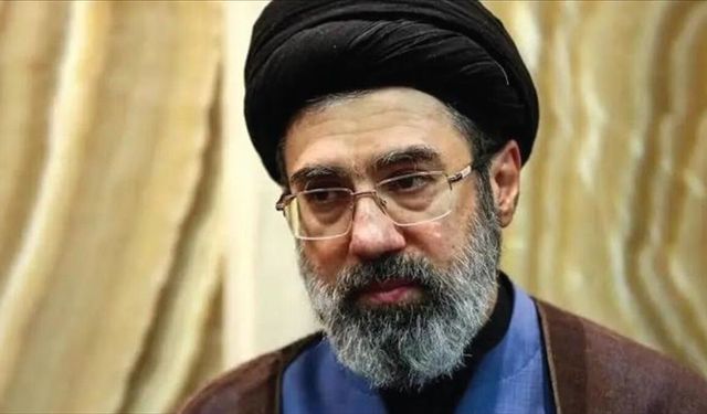 İran Lideri Hamaney Ülkesine Birlik Çağrısı Yaptı