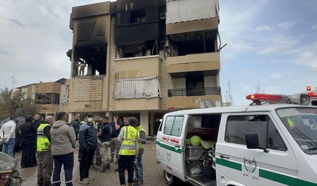 Lübnan Sağlık Bakanlığı: İsrail saldırılarında ölü sayısı 826'ya, yaralı sayısı 2 bin 9'a yükseldi