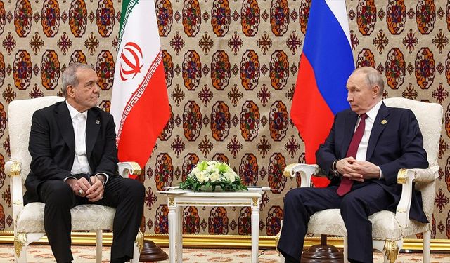 Putin, İran Cumhurbaşkanı ile telefonda görüştü