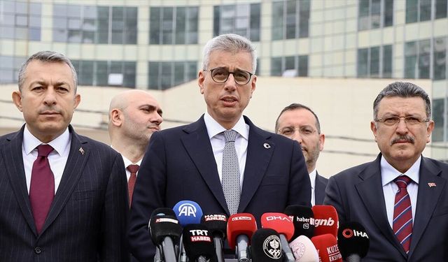 Sağlık Bakanı Memişoğlu'ndan, Trabzon Şehir Hastanesi İnşaatında İnceleme