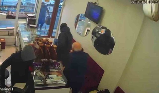 Diyarbakır'da Hırsızlar Yaklaşık 1,5 Kilo Altın Çalıp Kayıplara Karıştılar