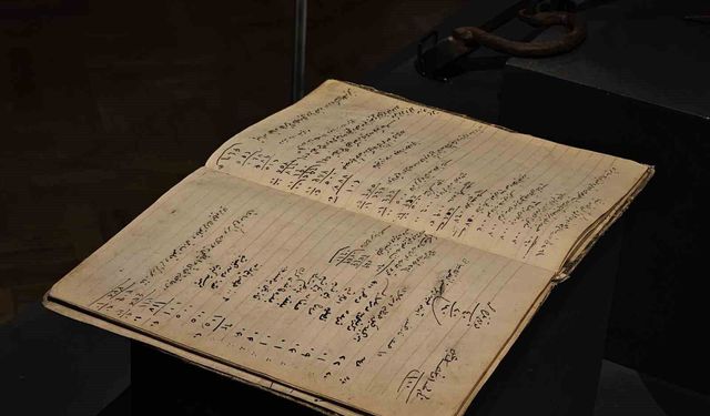 Elazığ'da Sergilenen Osmanlı Dönemi Veresiye Defteri Yoğun İlgiyle Karşılanıyor