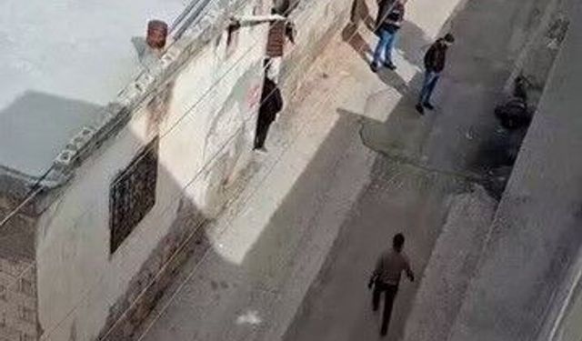 Madde bağımlısı sokak ortasında yığılıp kaldı